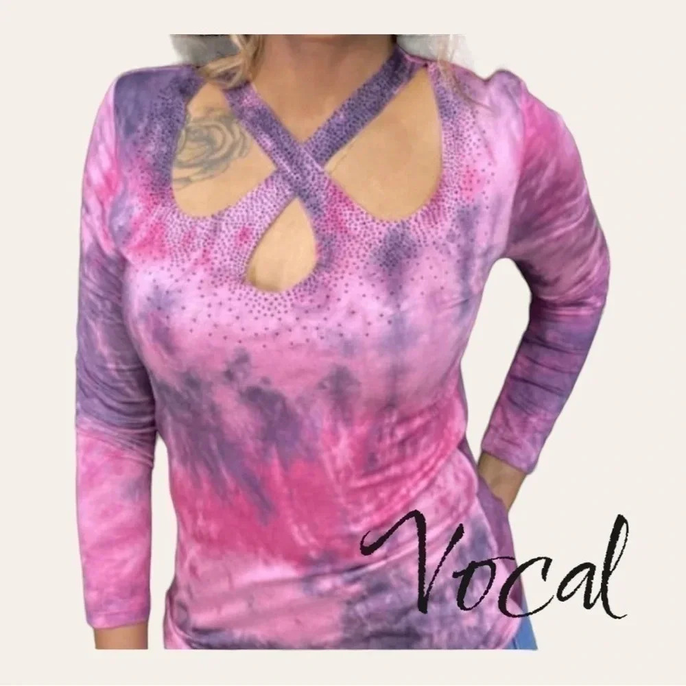 1543.‎ VOCAL LONG SLEEVE CUT OUT STUDDED TOP TIE DYE PATTERN SIZE SMALL